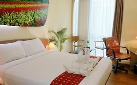 Business Hotel